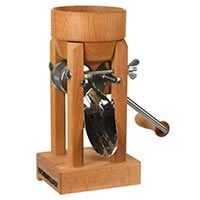 Eschenfelder Kornquetsche mit Holztrichter