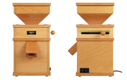 Elektrische Getreidemühle Queen 1 von hawos frontal und seitlich