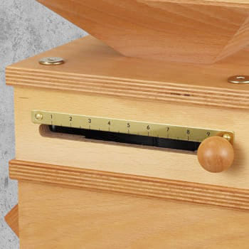 Einstellung der Mehlfeinheit am Hebel mit einer Skala von 1 -9 bei Queen 2